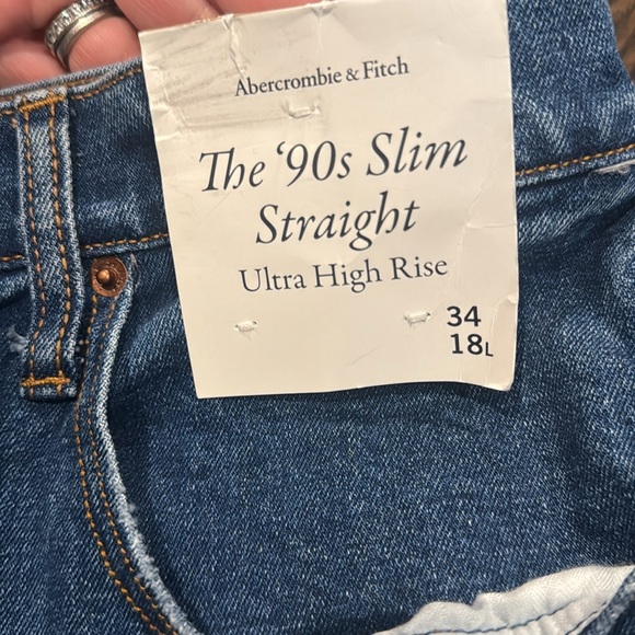 **NWT** Abercrombie & Fitch 90’s Slim Jean - Picture 4 of 5